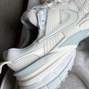 کتونی V2K نایک cushion